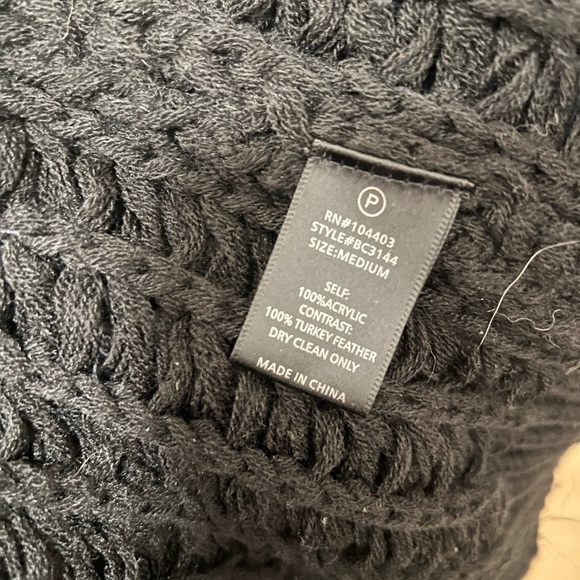 super fun and unique cardigan! - Picture 9 of 9